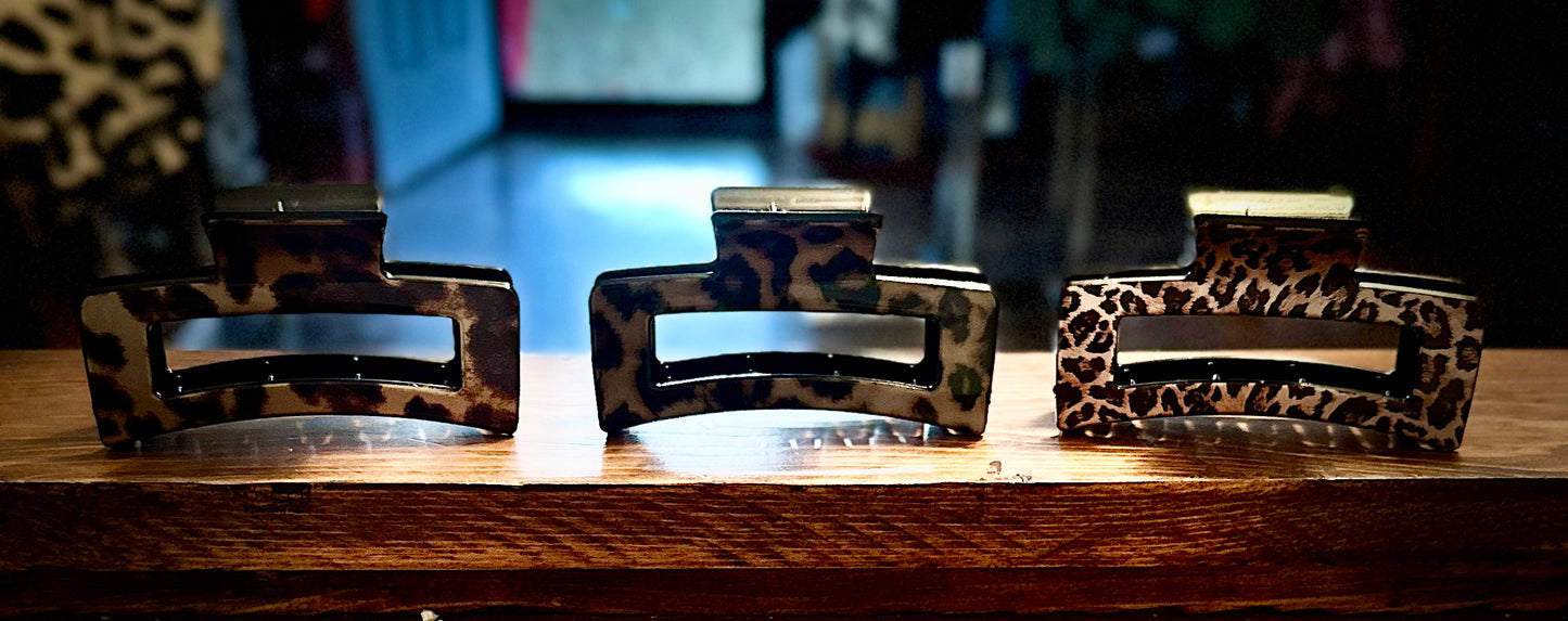 Animal print claw clips