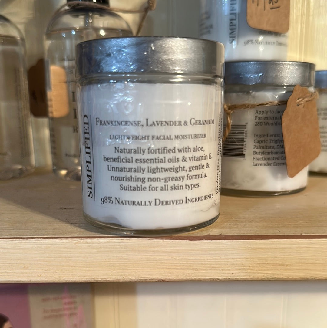 Frankincense, lavender and geranium, lightweight facial moisturizer