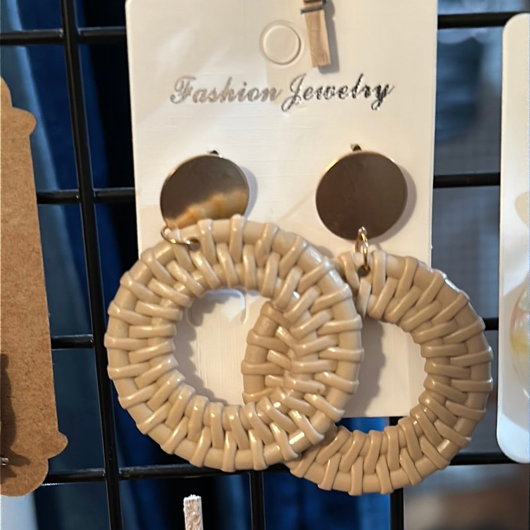 Circular, faux, wicker earrings