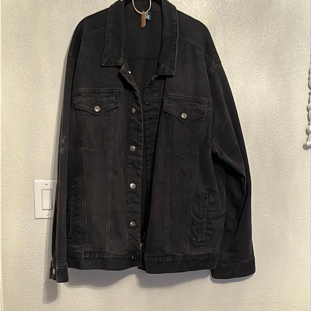 Black jean jacket size 3X