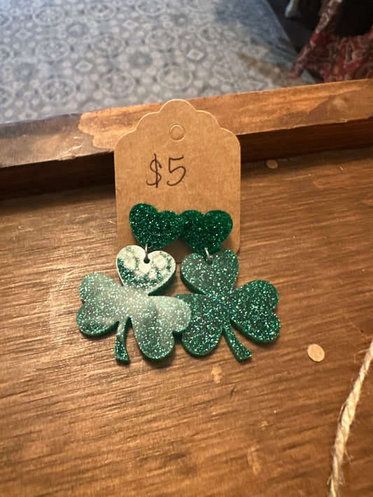 4 leaf clover earrings