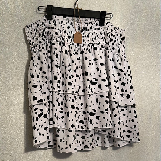 Black and white skirt size large