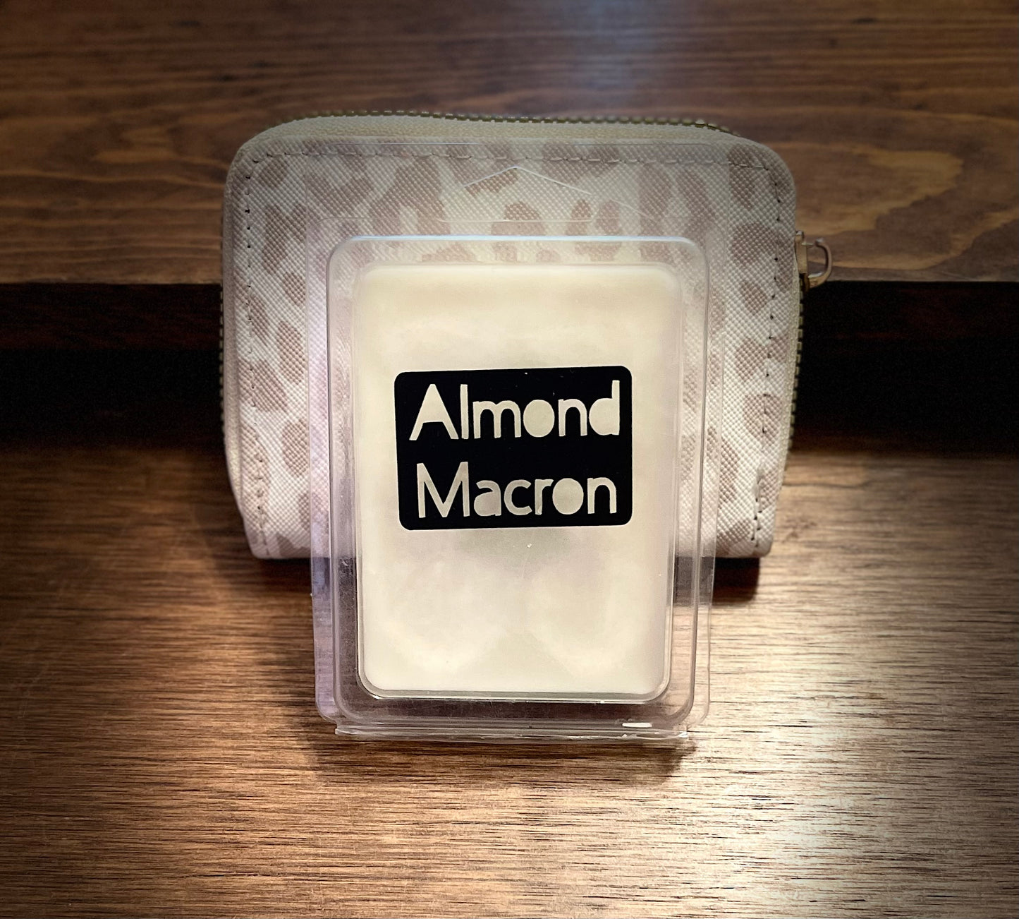 Almond macaron wax melt