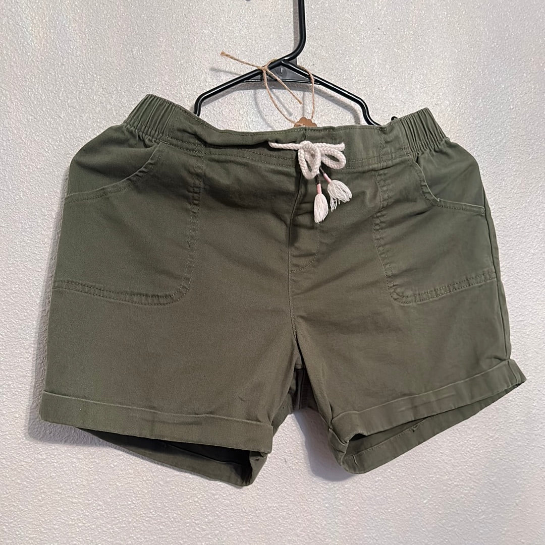 Green youth shorts size 18